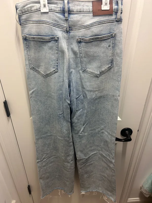 Hidden Jeans Buckle Jeans - Image 2