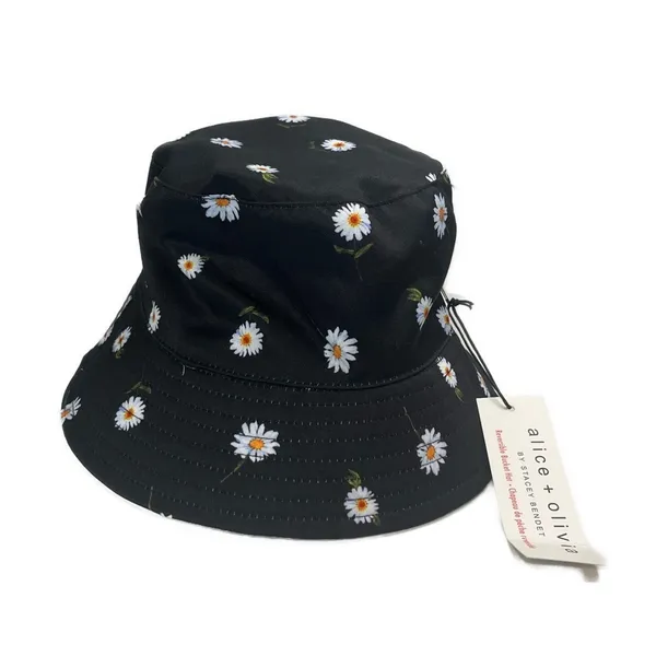 Alice+ Olivia NWT Reversible Bucket Hat Daisys & White 90s, Y2K - Image 3