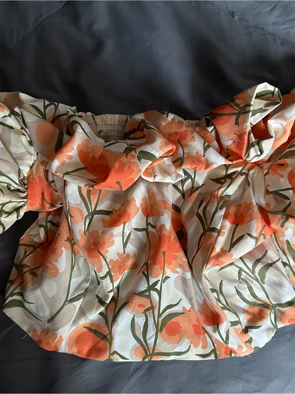 Entro Floral Off-Shoulder Top bandeau style in Orange & green - Image 2