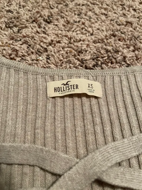 Hollister Long Sleeve - Image 2