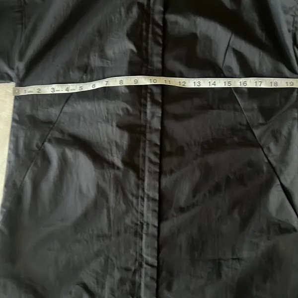 DKNY Vintage black nylon windbreaker zip up jacket - Image 12