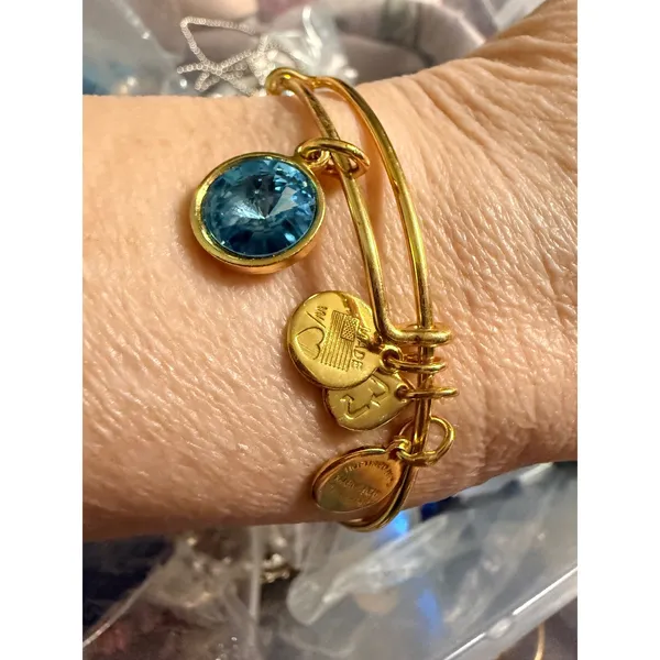 Alex and Ani Gold Tone Blue Swarovski Crystal Expandable Bangle Bracelet classic - Image 3