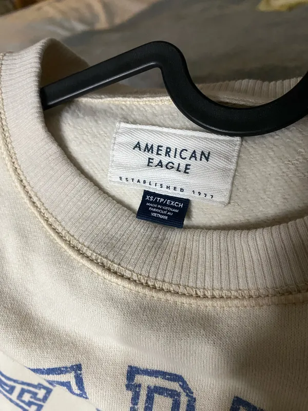 American Eagle Cropped Sweater - Image 2