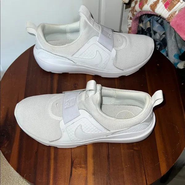 Nike White Slip-On Sneakers - Image 5