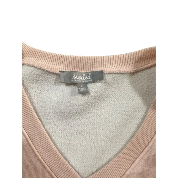 Marled V-Neck Pink Camo‎ Sweatshirt Size Large - Image 5
