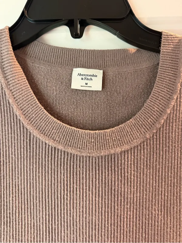 A&F Women’s M Rib-Knit Tank Top - Taupe - Image 2