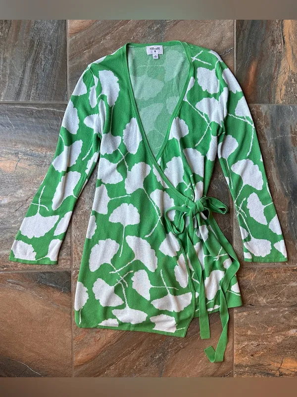 DVF for Target Ginkgo Leaf Green Knit Wrap Dress Mini Sweater Dress Medium M - Image 12