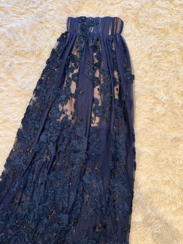 NEW HELSI Beatrice Strapless 3D Embellished Floral Sheer navy Gown sz XS - Image 6