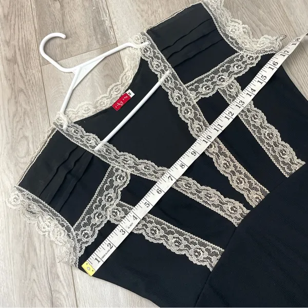 Vintage Gothic Dress lace fit flare midi womens Black medium thin romantic dark - Image 3