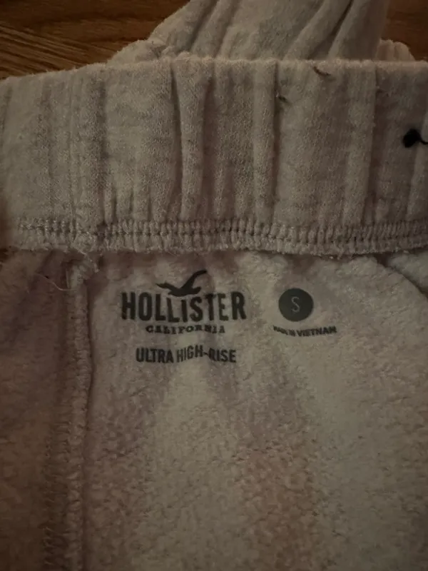 Hollister Gray  Sweatpants - Image 3