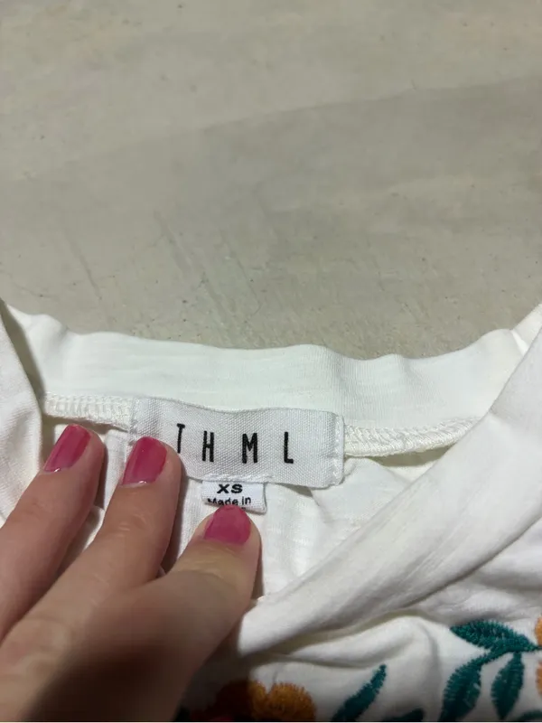THML White Floral Embroidered Tank top XS - Image 3