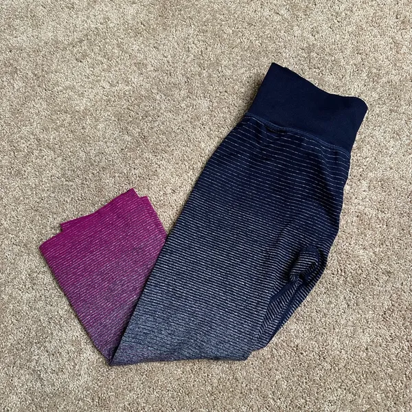 Brooks Streaker‎ Capri Leggings - Image 2