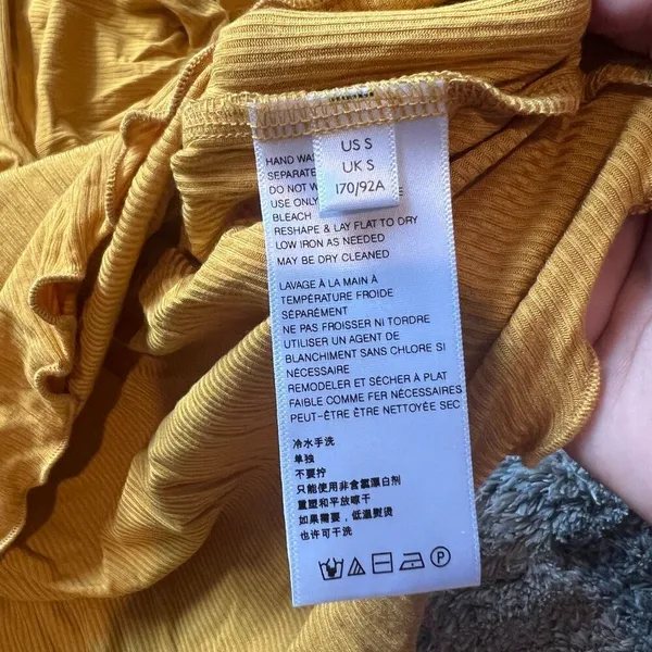 NWT Free People shimmy shake untamed gold top size small - Image 12