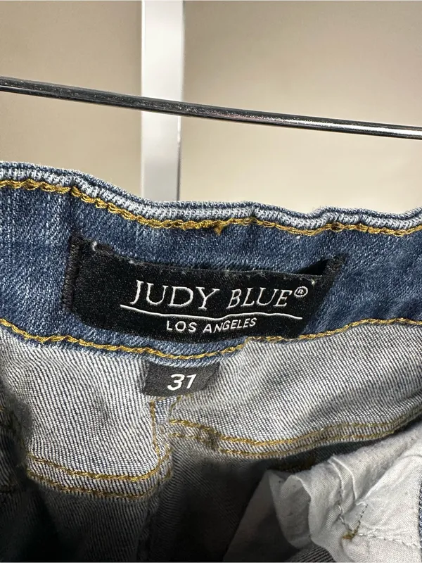 J144. Judy Blue Women's Distressed Mid-Rise Blue Jeans - Image 3