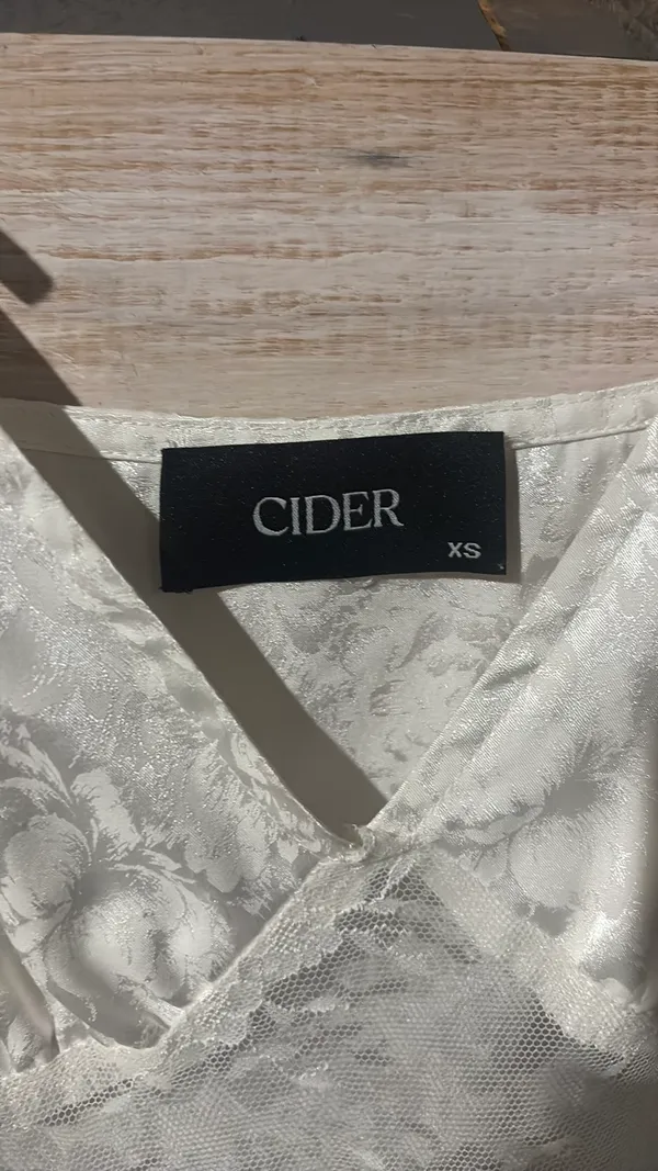 Cider Short White Dress - Image 5