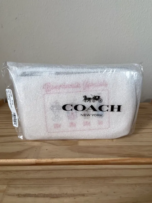 Coach Nolita 19 - Image 14