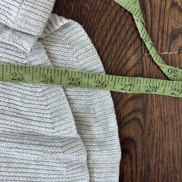 Lululemon Sweater - Image 7