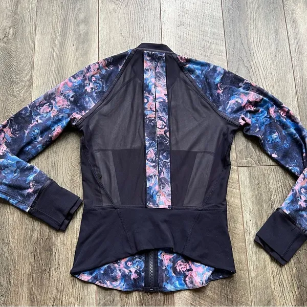 Lululemon If You’re Lucky Jacket in Moody Mirage Bark Berry Navy Floral Zip Up - Image 14