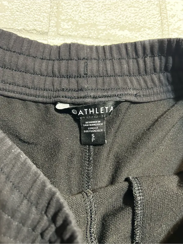Athleta Black Drawstring Lounge Shorts Size Small - Image 3