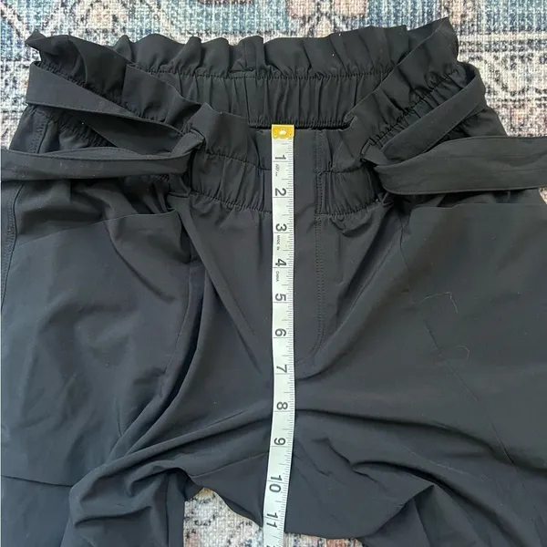 Athleta Skyline Pant II Paperbag Waist Pleated Tapered Black Belted Pants Size 2 - Image 15