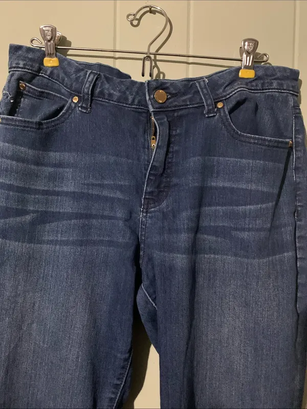 Jennifer Lopez Dark Blue Flare Jeans - Image 2