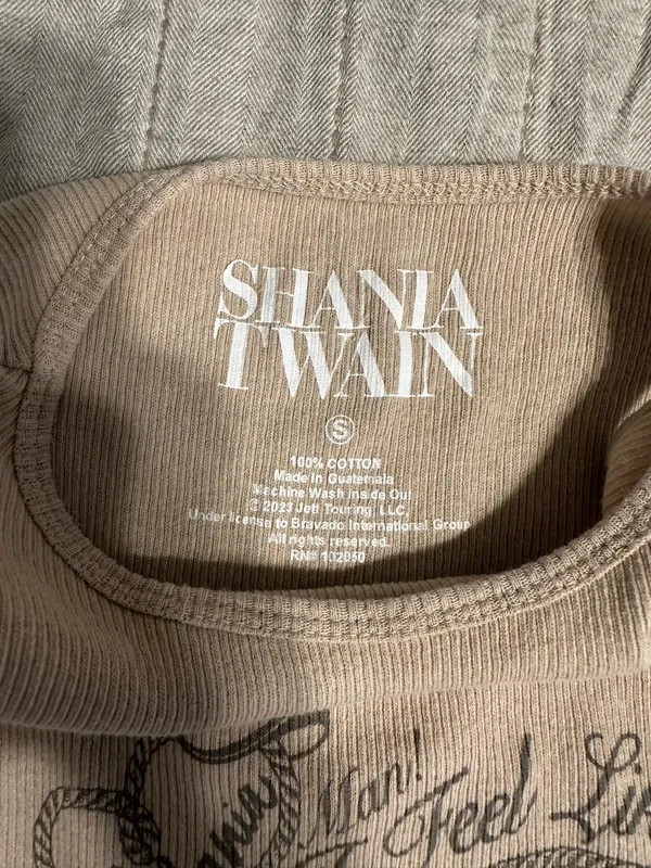 Twain Target Shania Tank - Image 2