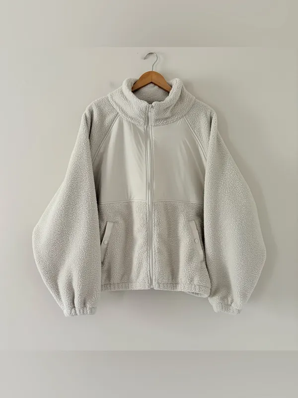 Blogilates Campfire Fleece Sherpa Jacket size XL - Image 3