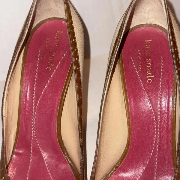 Kate Spade Preppy Peep Toe Old Money Luxury Designer Classic Pumps‎ Size 7.5M - Image 12