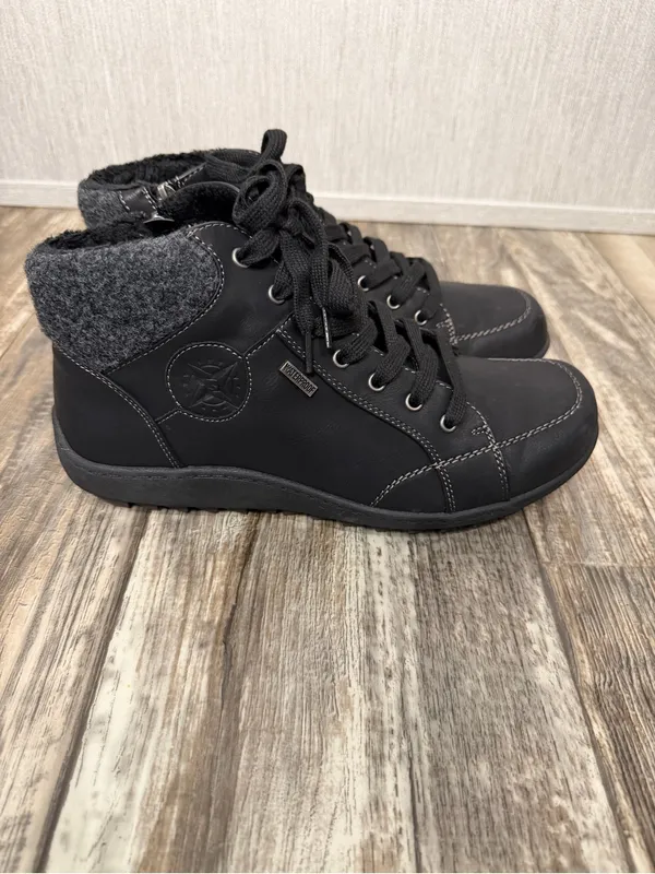 Wanderlust Black Lace-Up Women’s Ankle Boots Size 8.5 Extra Wide - Image 9