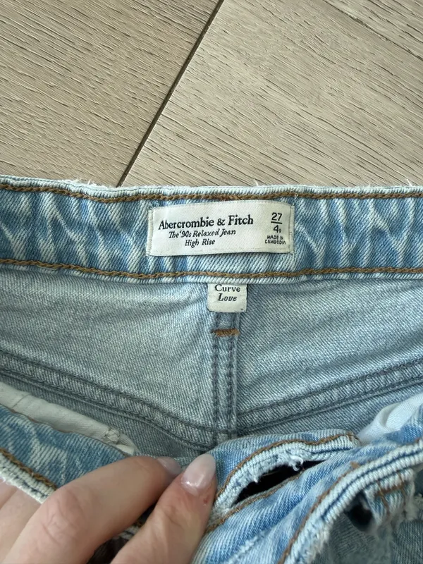 Abercrombie Jeans - Image 3