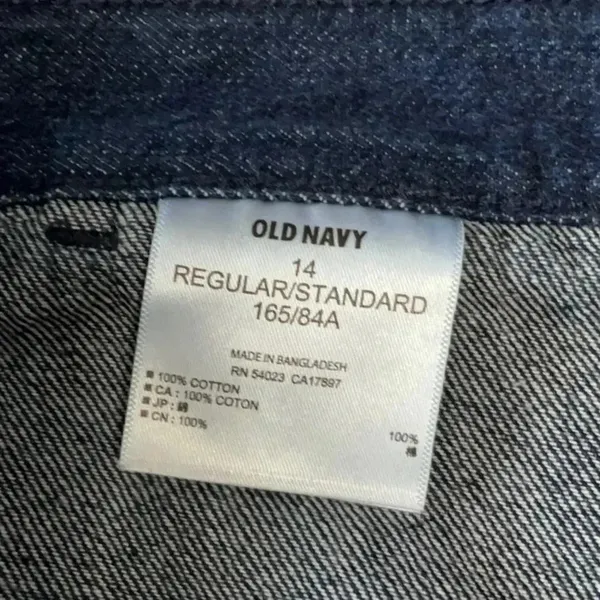 Old Navy - Image 4