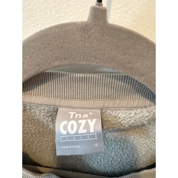 Aritzia tna Cozy Crewneck Cropped Sweatshirt‎ Size XL - Image 2