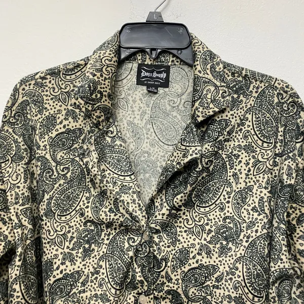 Dogg Supply by Snoop Dogg‎ Large Paisley Button Down Sleep Top Pajama Lounge - Image 2