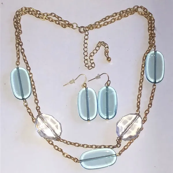 Elegant Gold Tone and Blue Necklace Earrings Jewelry Set - Image 2