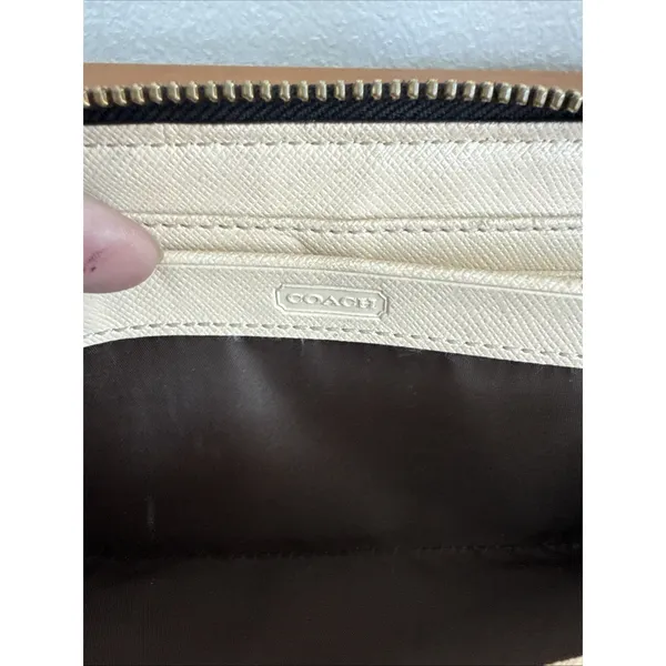 Coach Peyton Accordion Zip Around Wallet‎ Brown READ - Image 7