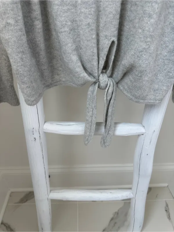 Loft Women’s Tie Hem Soft Crewneck Gray Sweater Size Large - Image 5