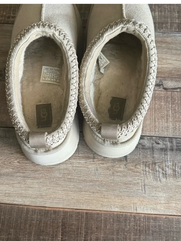 UGG Women’s Tan Slip-On Platform Loafer - Image 2