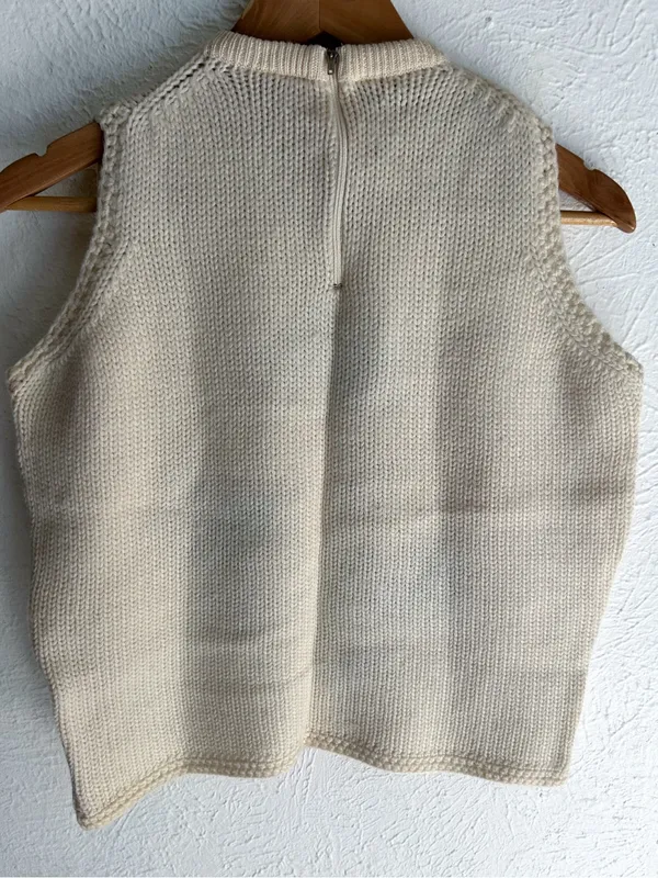 Vintage Evan Picone 100% Wool Floral Embroidered Sweater Vest Sz 36 Small - Image 3