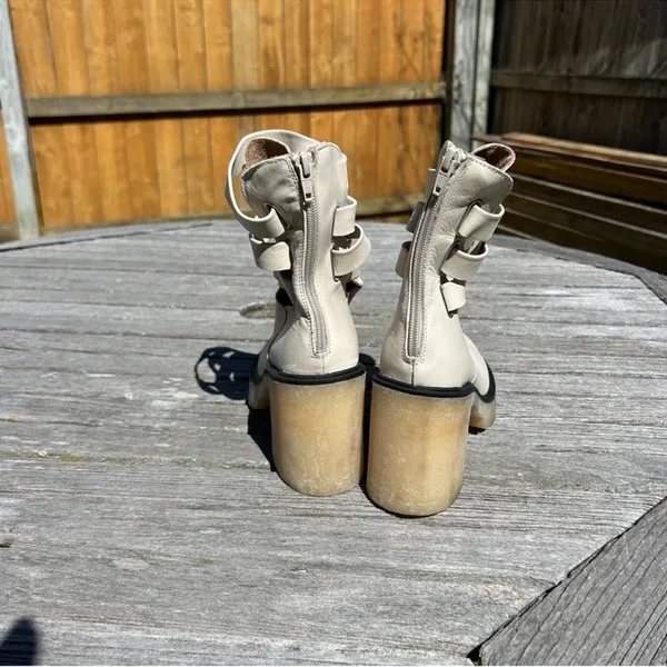 Free People Jesse cutout heeled Boots size 39 ( 8.5 us)‎ - Image 6