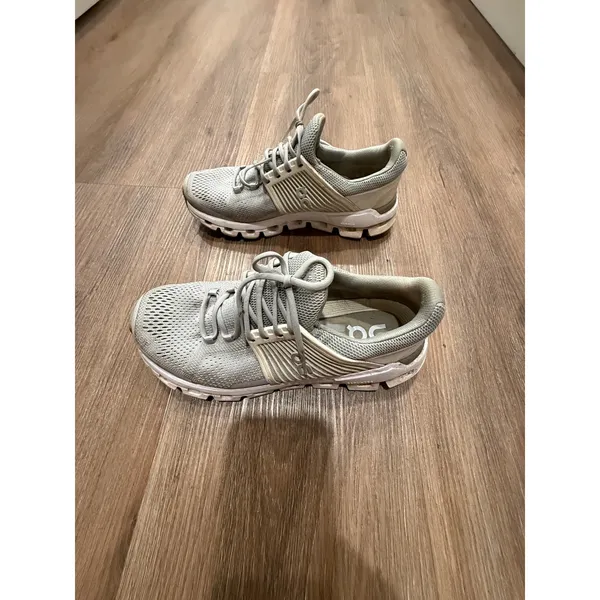 On Cloudswift Grey White Running Shoes Womens Size‎ 8 Swiss Engineering Sneakers - Image 2