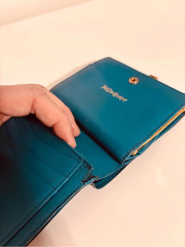 YSL Yves Saint Laurent Vintage Turquoise Blue Womens Wallet kiss-lock YSL logo - Image 7
