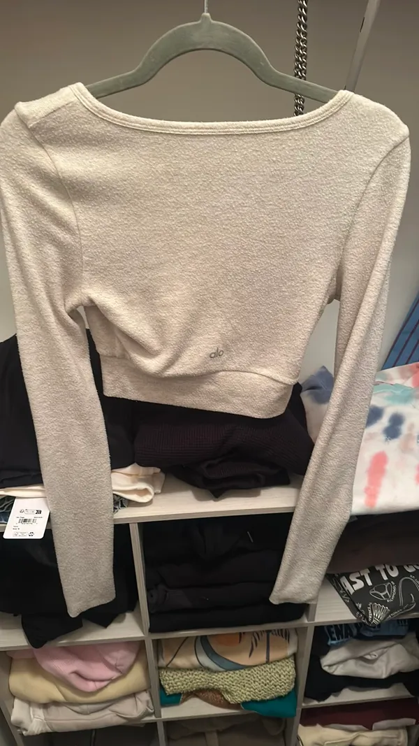 Alolux Alo Yoga Cropped Me Time Cardigan - Image 3
