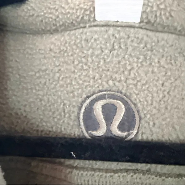 LuluLemon Olive Green Zip-Up Fleece Jacket Size M/L EUC - Image 4