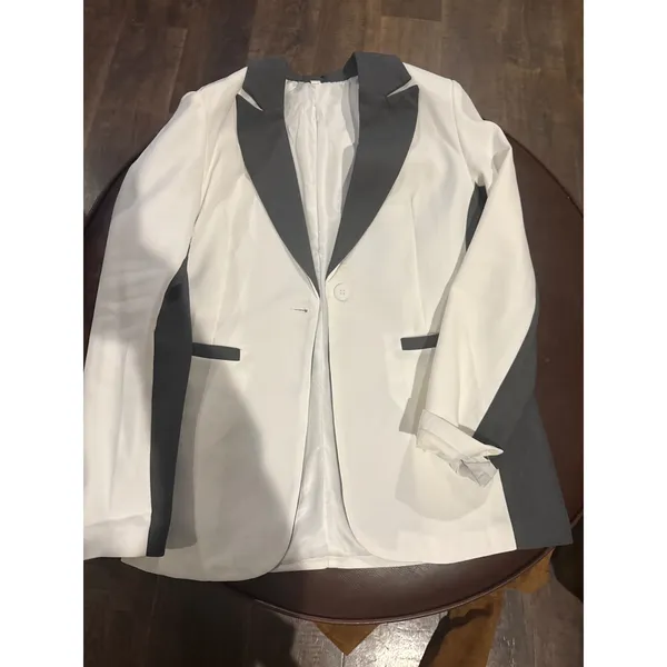 SHEIN Clasi White and Grey Suit Set - Image 2