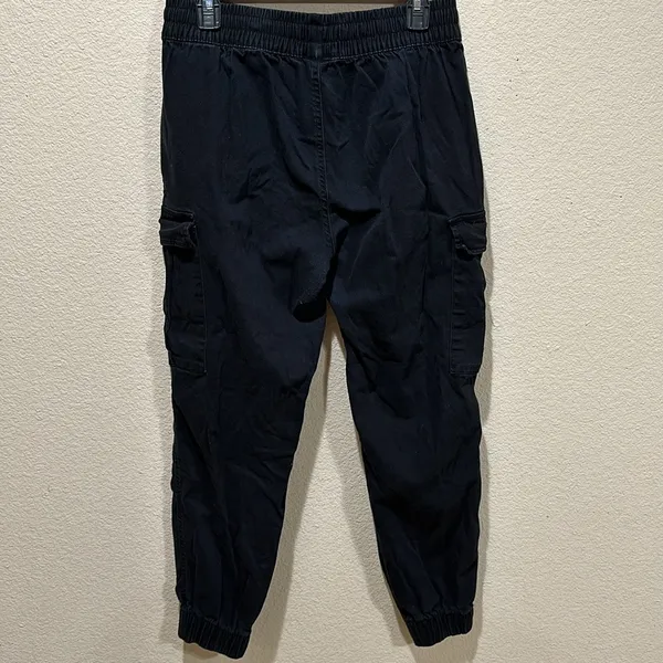 Refuge Black Cargo Joggers - Image 3