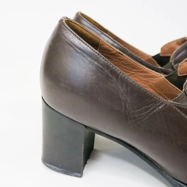 Vintage 90s Roberto Botticelli Brown Leather Heeled Loafers - Image 2