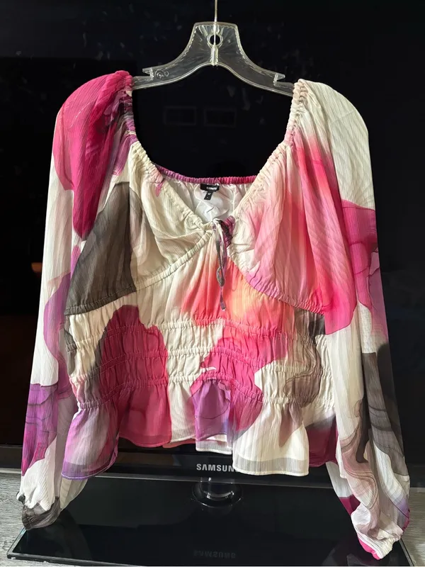 Express Cream Pink Floral Peasant Blouse - Image 4