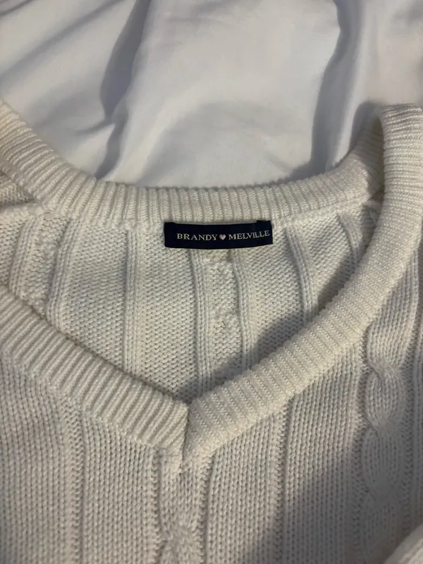Brandy Melville Sweater  - Image 2