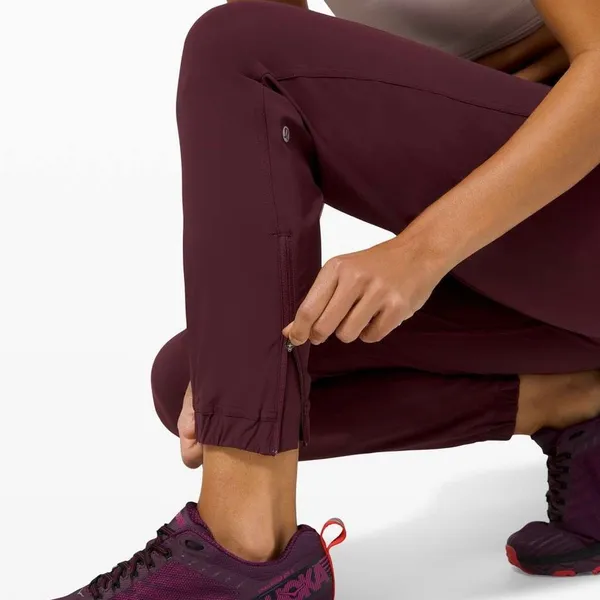 Lululemon Adapted State Jogger in Cassis Size 8 - Image 7