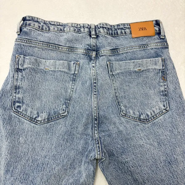 Zara Women's Light Blue Straight Leg‎ Jeans Size 10 - Image 7